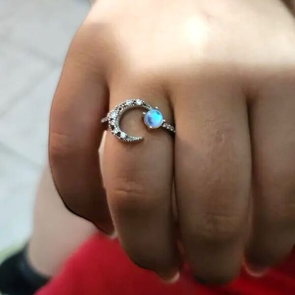 🌙Sterling Silver Adjustable MoonStone Half Moon Ring - Picture 4 of 16